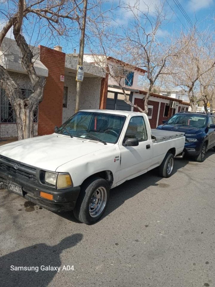 Toyota Hilux Año 1998 - Todo Original De Coleccion