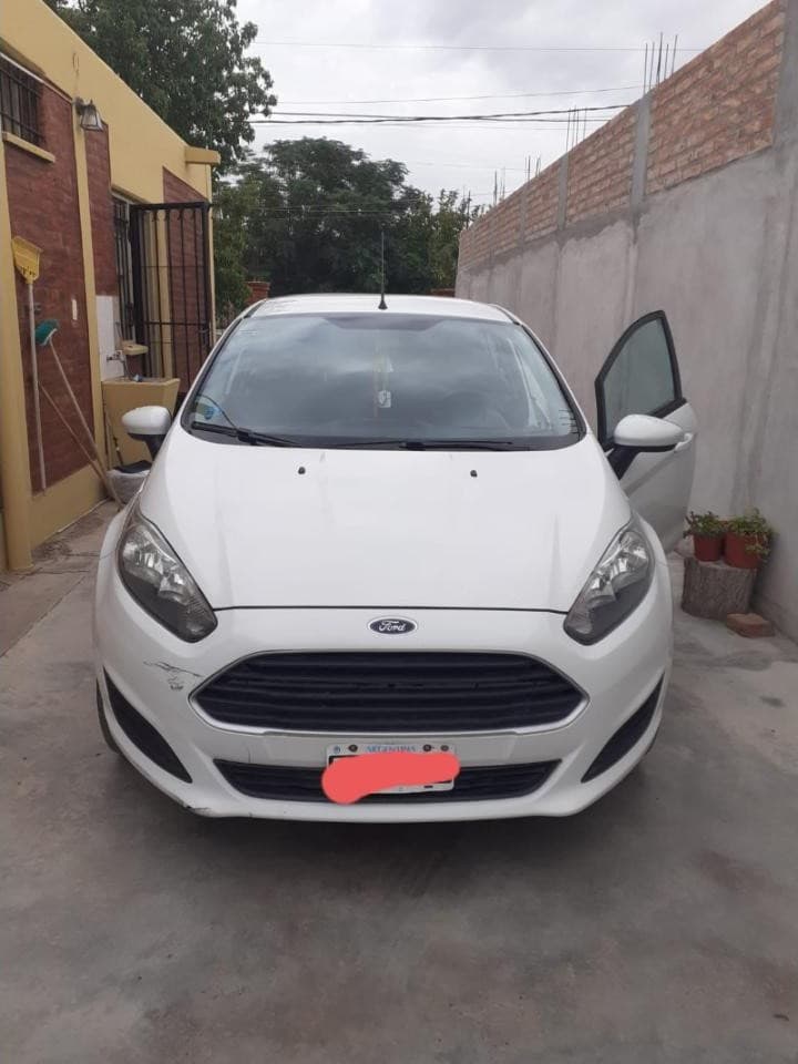 Ford Fiesta Kinetic, 2015