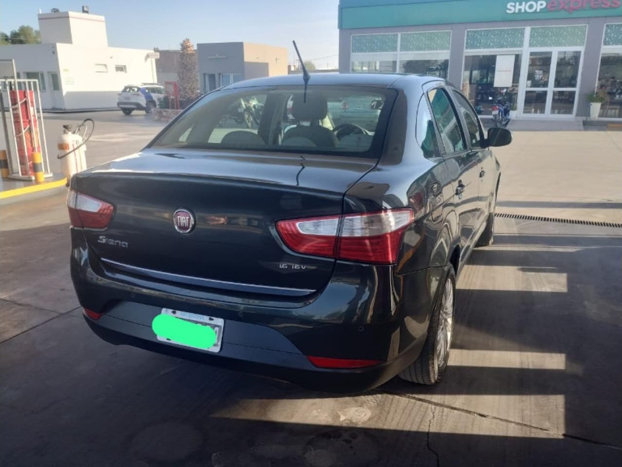 Fiat Gran Siena Essence 1.6 Modelo 2014