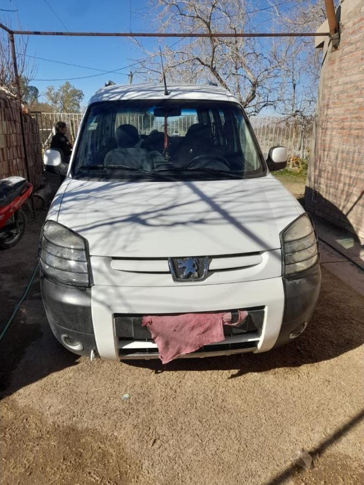 Peugeot Partner Paragonica Hdi 1.6 Plus Modelo 2014