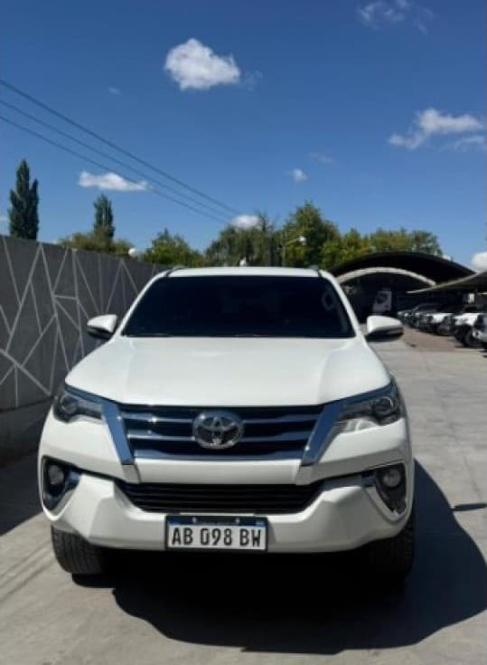 Toyota Hilux Sw4 Srx 2.8 At 7as 2017