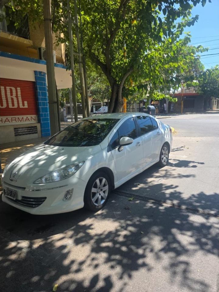 Hoy Puegeot 408 Allure 2.0 Con Gnc De 5ta