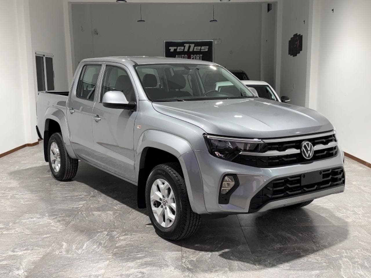 Volkswagen Amarok Comfortline 180cv A/t 4x2 Año 2026 Okm