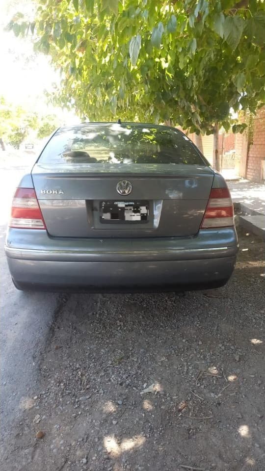 Volkswagen Bora 2004 2.0