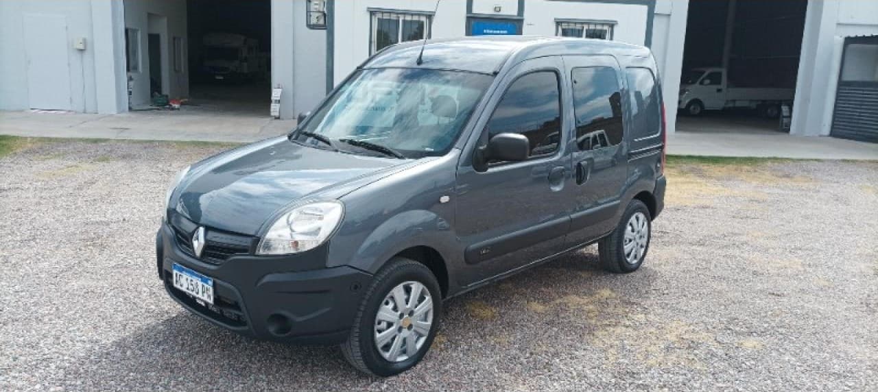Renault Kangoo Confort 2plc 5a 2017