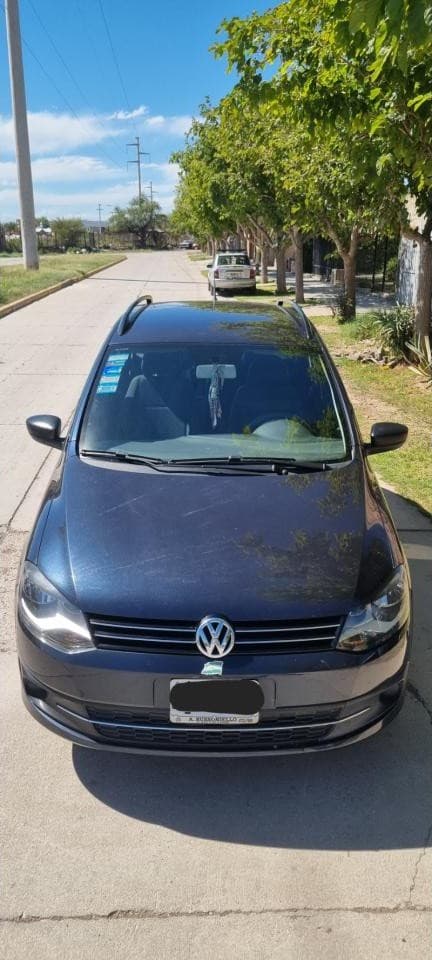 Volkswagen Suran 1.6 Confort Linea Nueva 2013