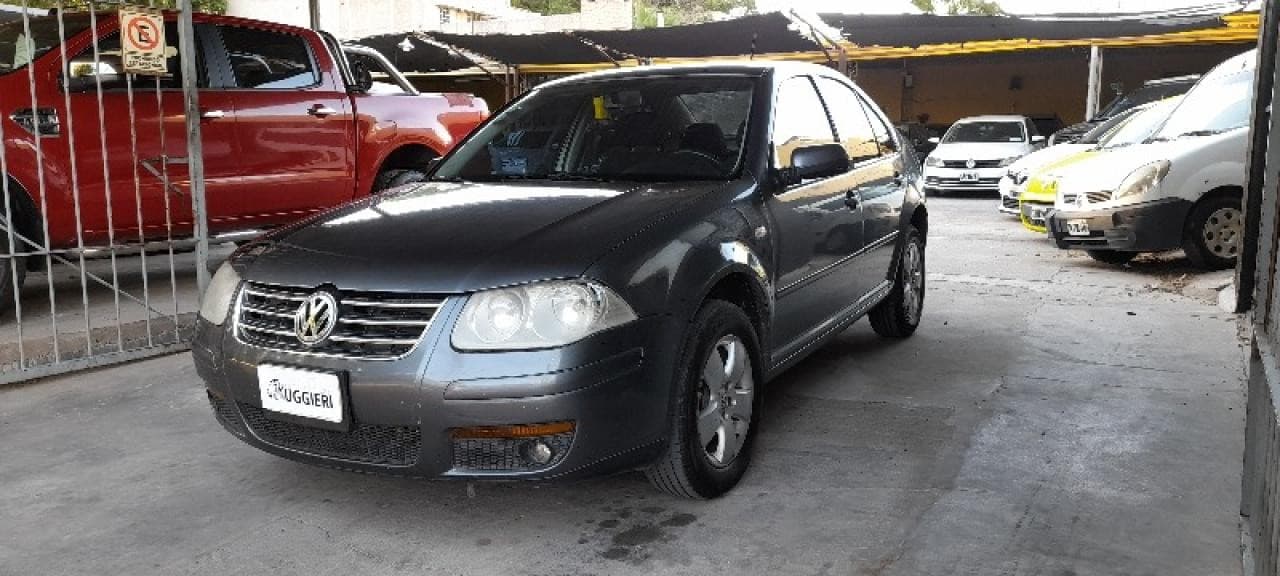 Volkswagen Bora 2.0 Trendline. Año 2011. Oferton 12.500.000$ Solo Contado O Prenadrio