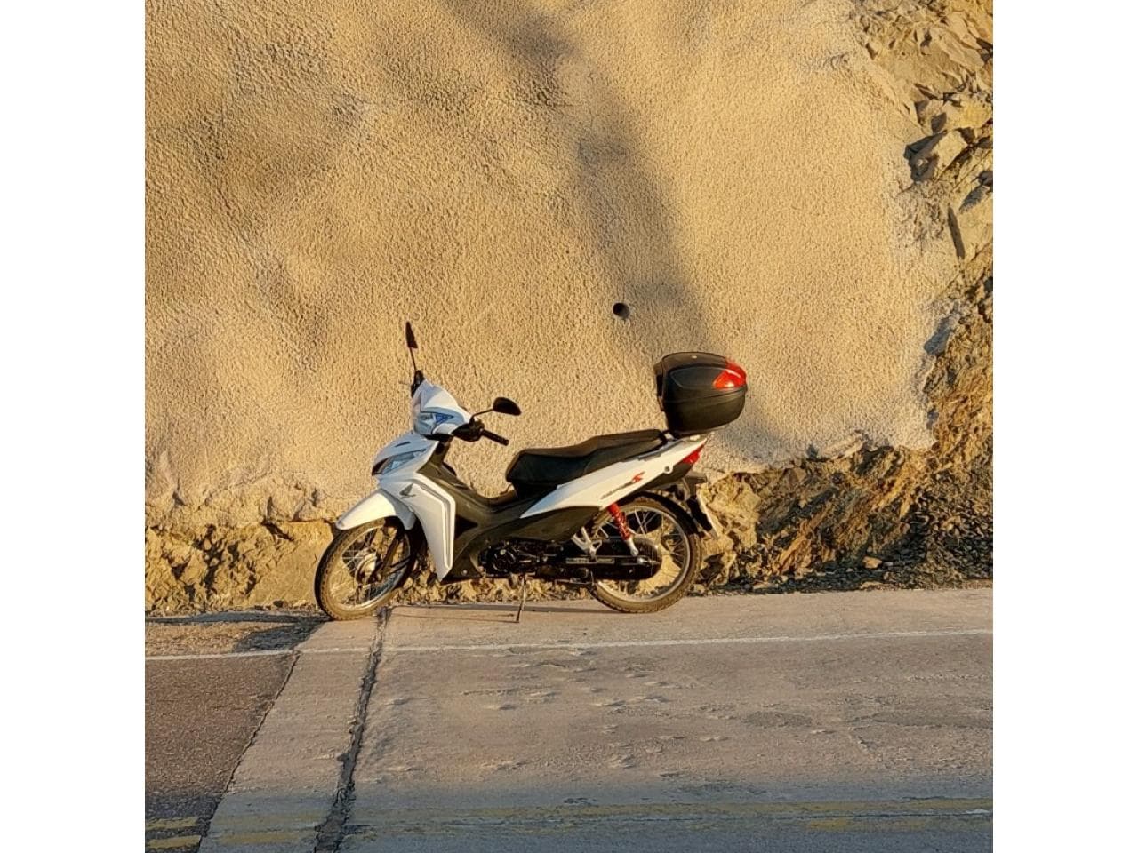 Moto Honda Wave + Baulera