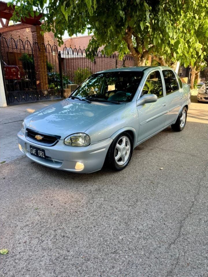 Chevrolet Corsa Gls 08