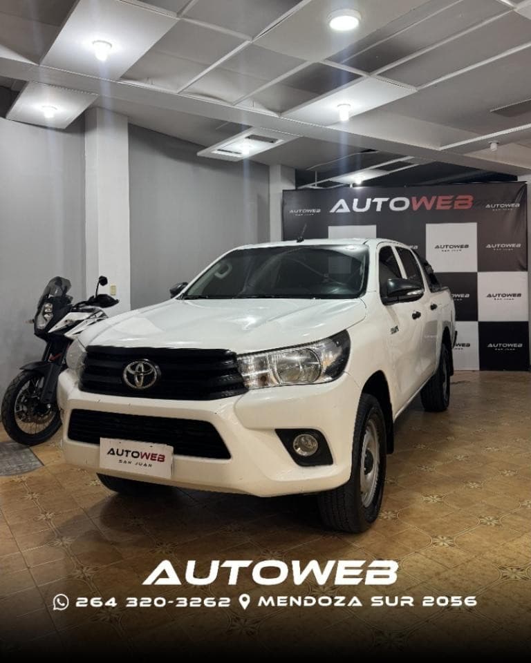 Toyota Hilux Dx 2.4 4x4 Mt 2020