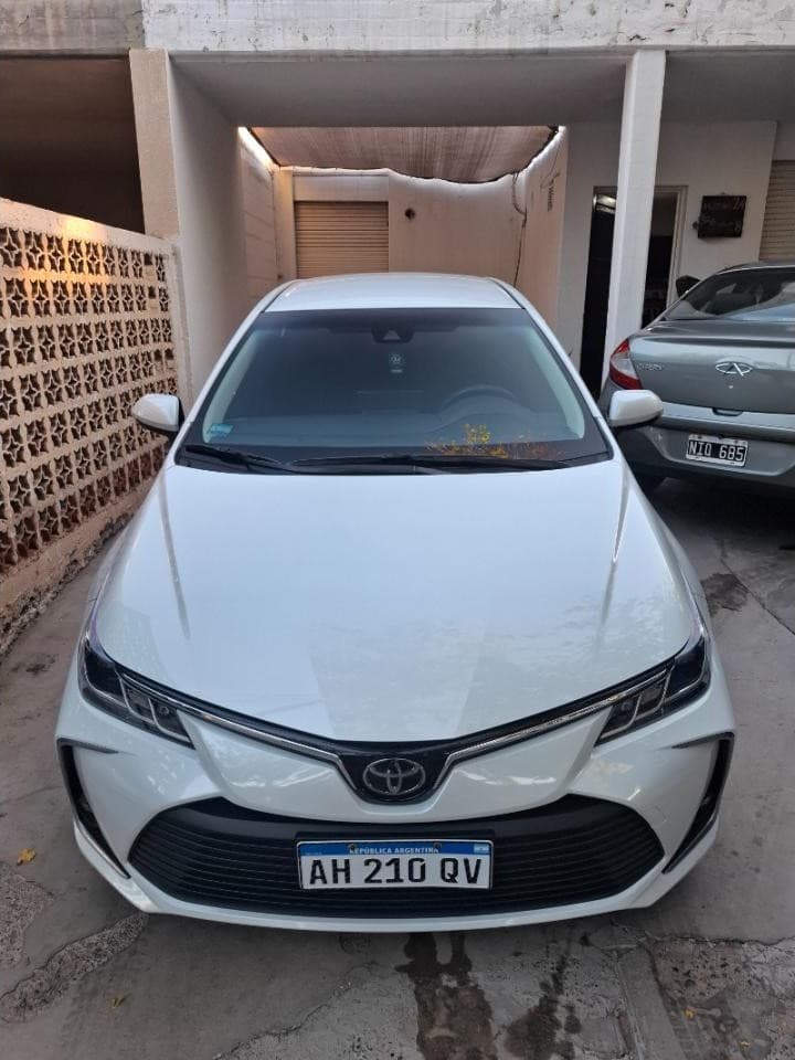 Financio Toyota Corolla 2025 Impecable 13.700km