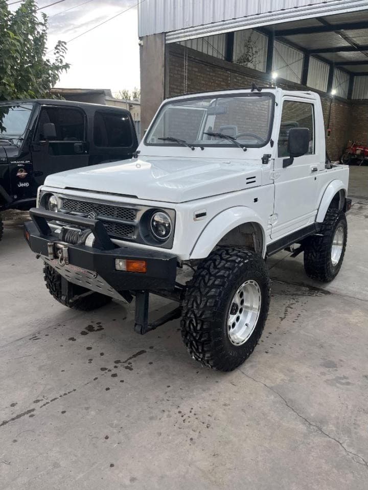 Suzuki Samurai 1995