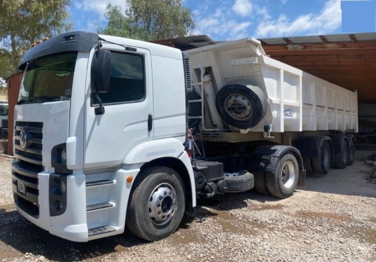 Alquilo Camion Con Semirremolque Y Batea 2018