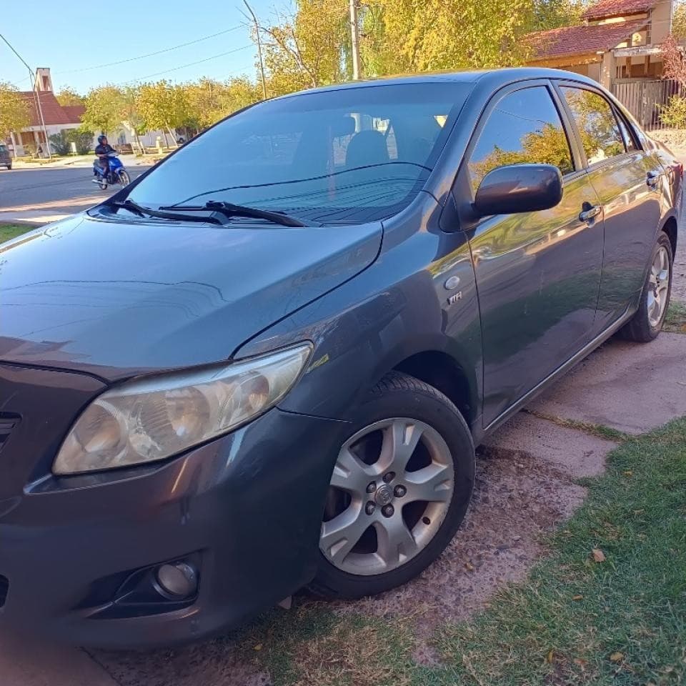Toyota Corolla 2008 Automático.