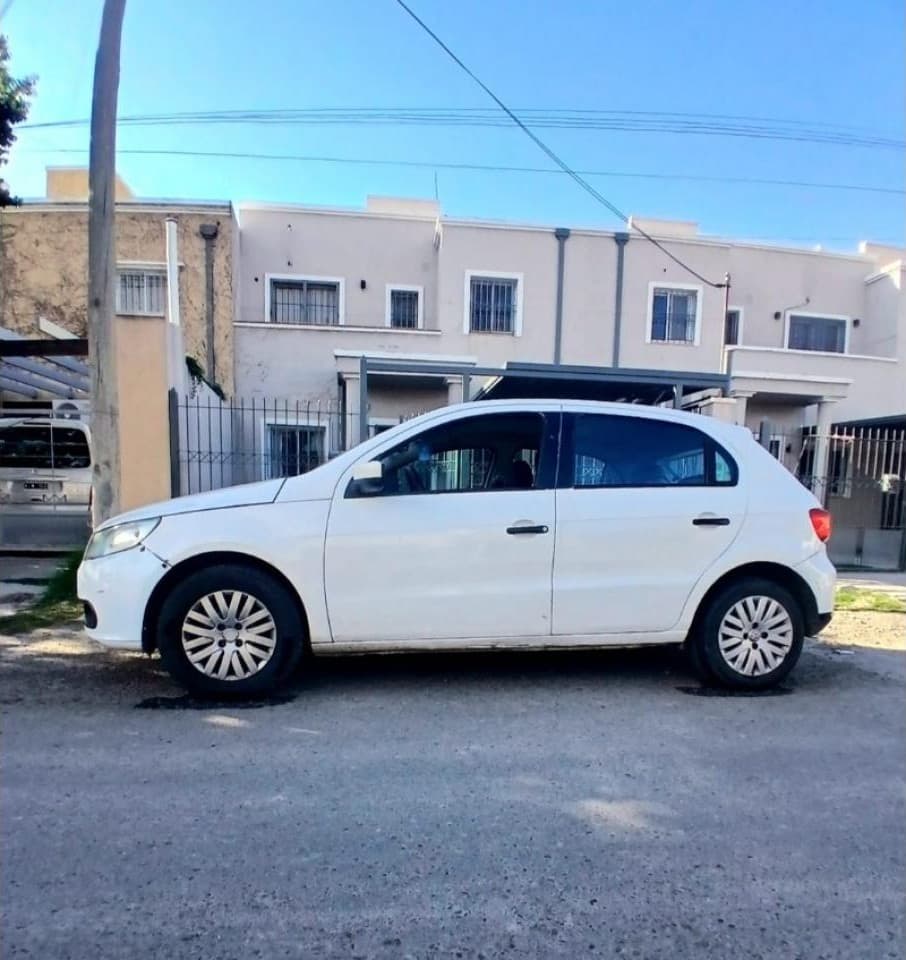 Volkswagen Gol Trend 2010. Muy Bueno, Con Aire, Dirección Y Gnc De 5° Generación $8 Millones