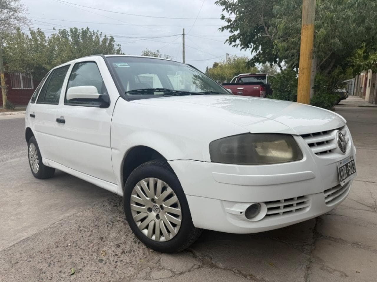 Titular Vende Gol Power 2011 Motor 1.4 (aire Acondicionado Y Dirección Hidráulica)