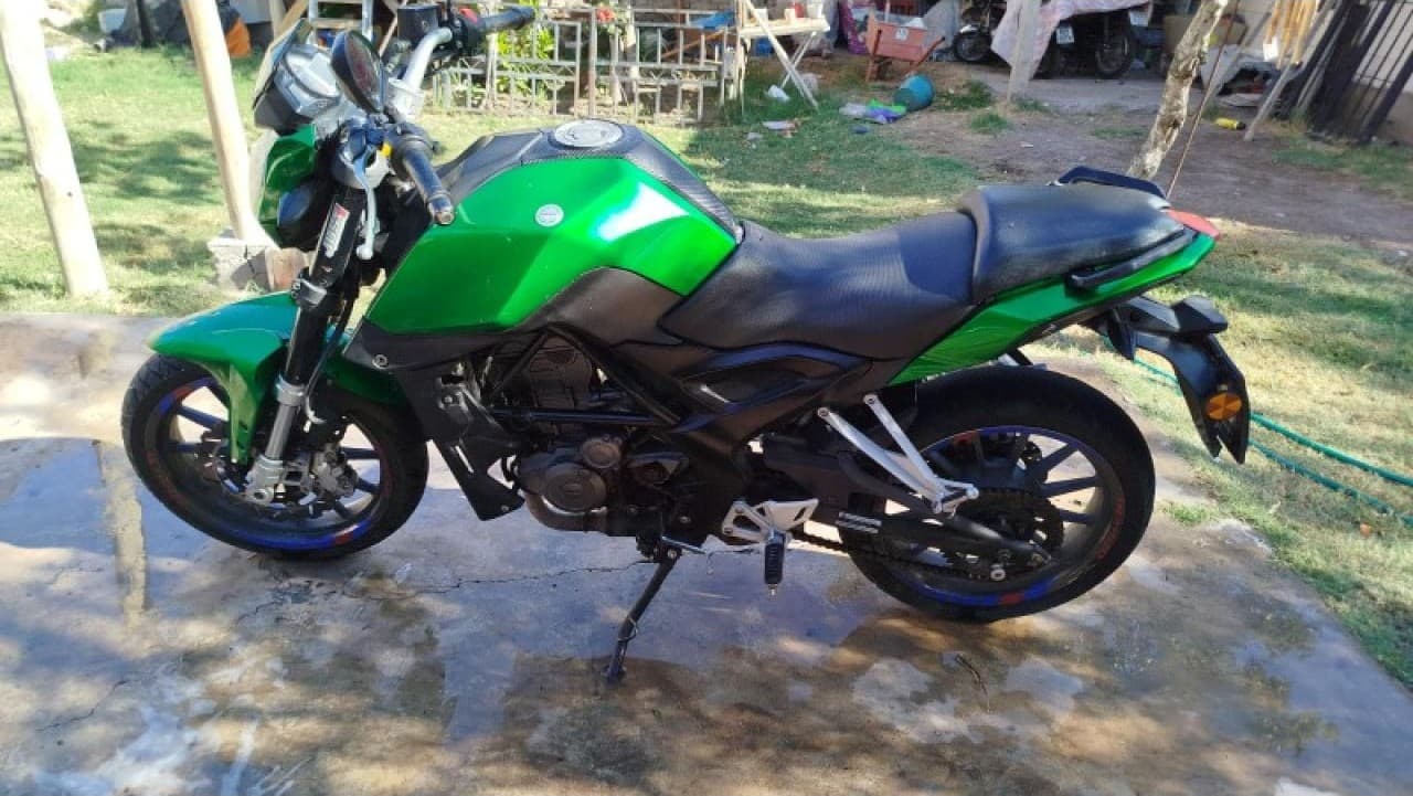 Benelli 250 2018