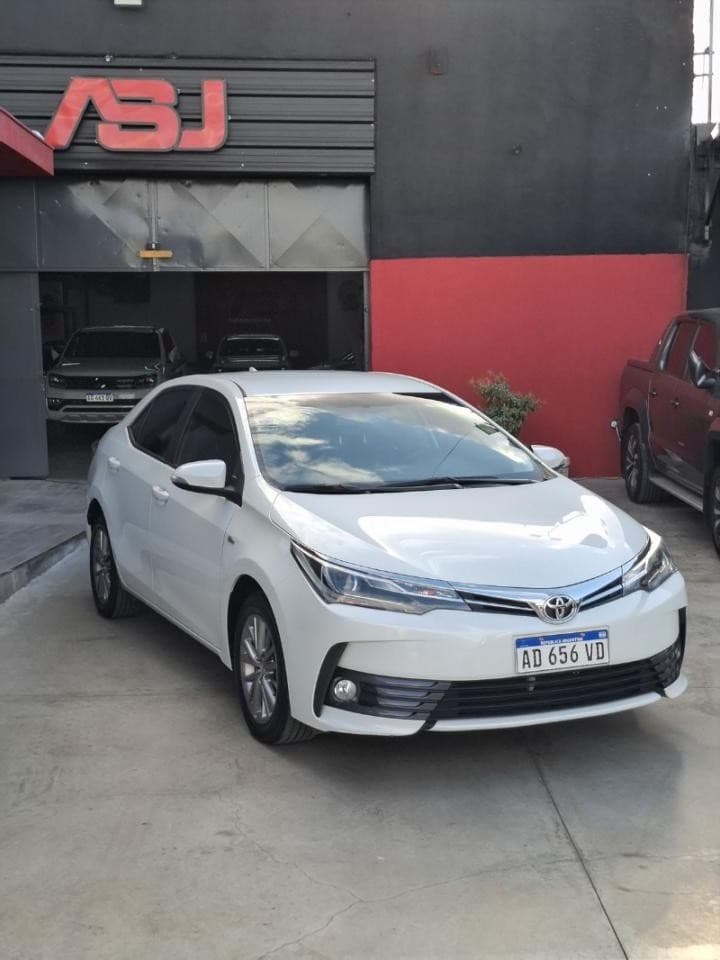 Toyota Corolla 1.8 Xei Mt 140cv 2019 30000km Nuevo.
