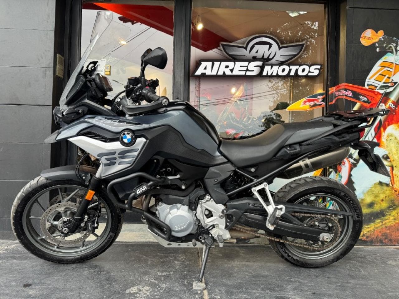 Bmw F 750 Gs *** Aires Motos *** Financiacion Con Dni / Tarjetas De Credito 24 Meses / Permutas..