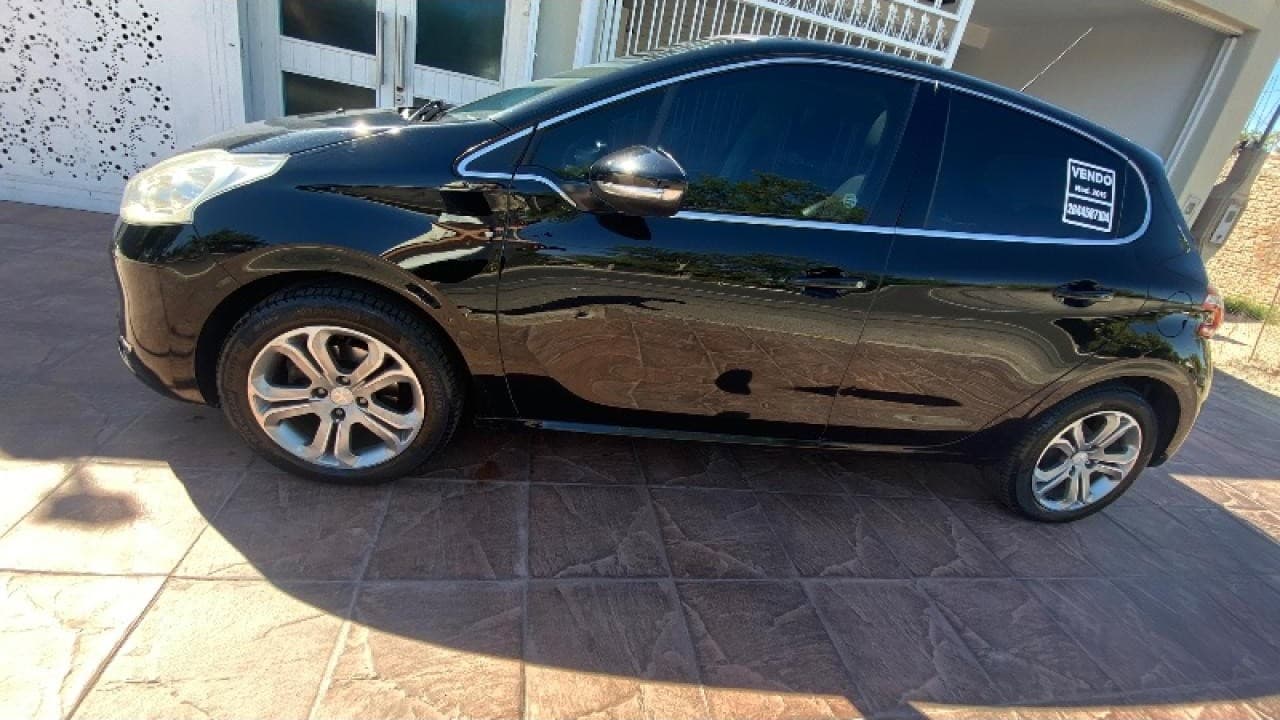 208 Feline 1.6 Pack Cuir