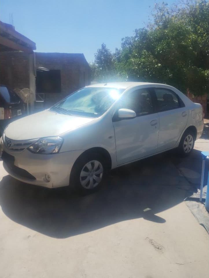 Toyota Etios Xs 2015