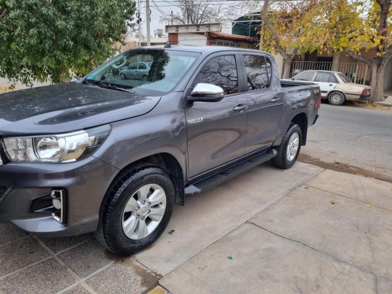 Toyota Hilux Srv 2019 Automática