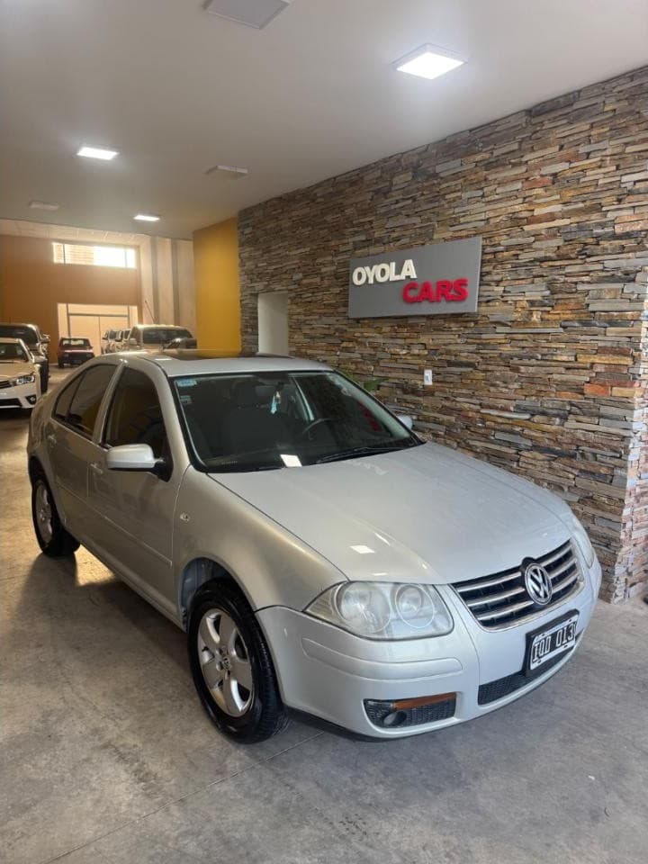 Volkswagen Bora 2.0 Mpi Triptronic 2010