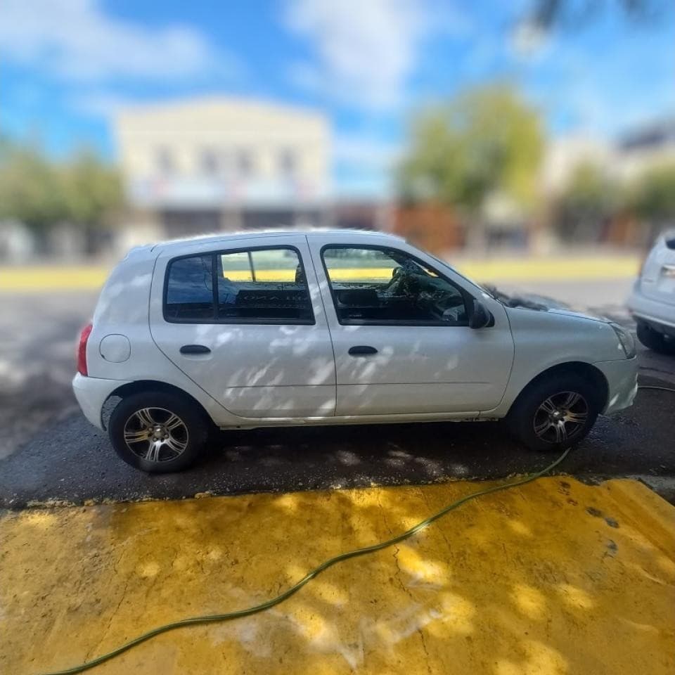 Renault Clio Mio 2013 Full  4 Puertas