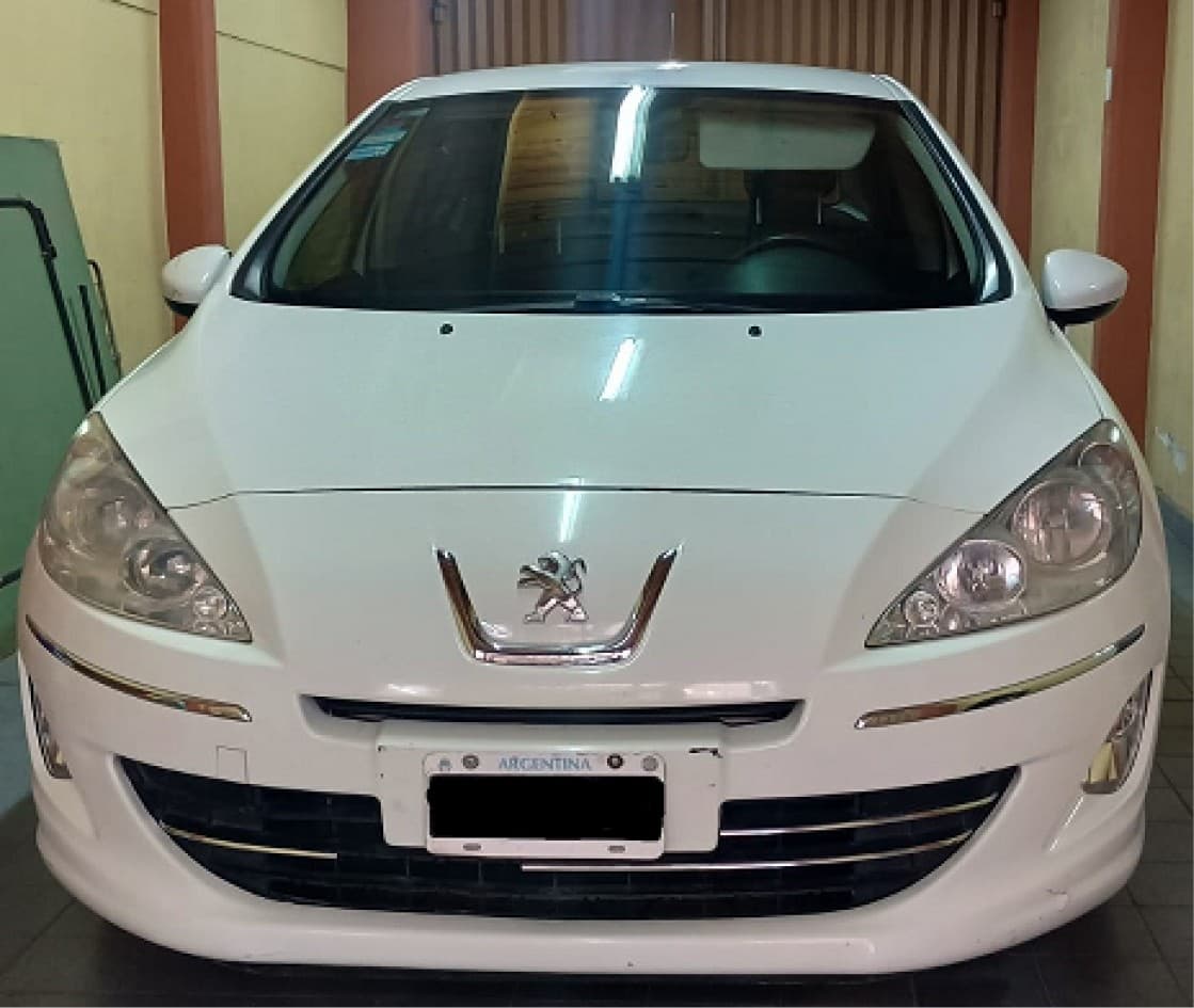 Peugeot  408, Año 2014 ,versión 2.0 Allure Nav