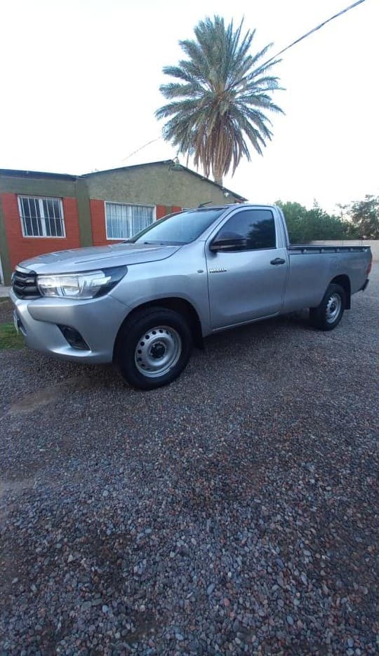 Hilux 2016 4x2 2.4 C/s