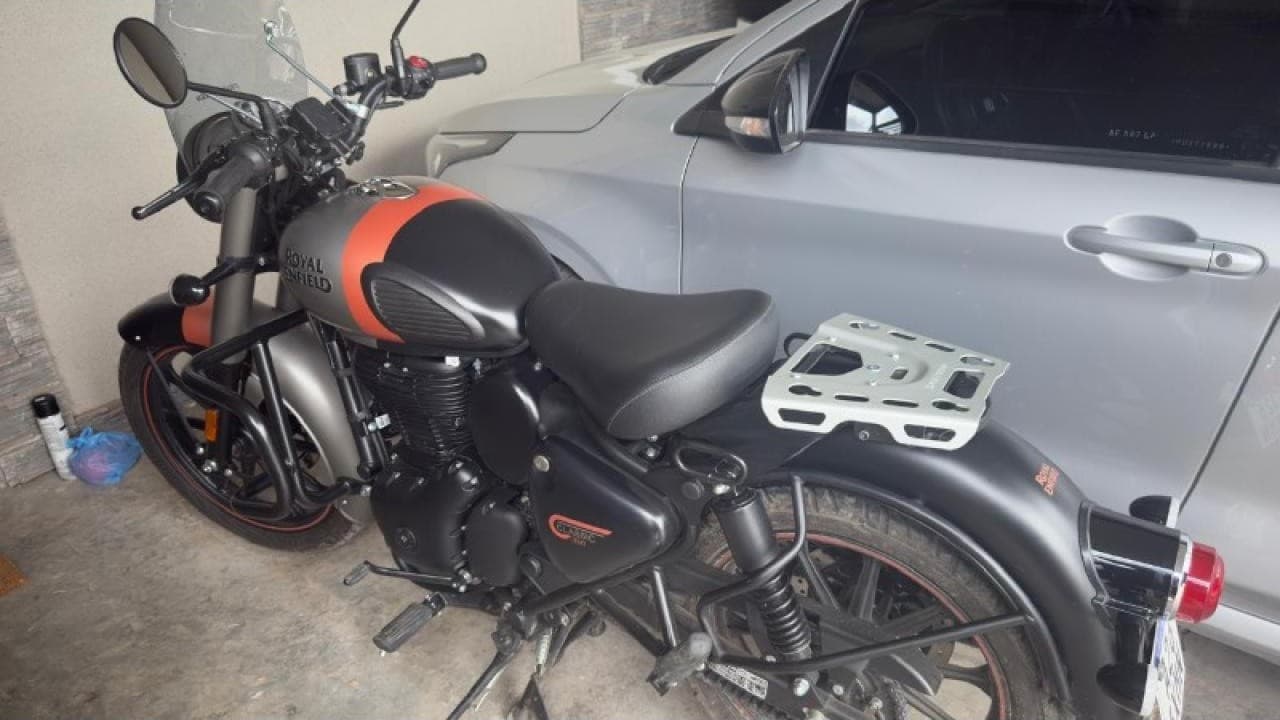 Royal Enfield Classic 350 Parrila Trasera Y Dos Manijas Laterales