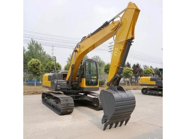 Excavadora Sobre Oruga Xcmg Modelo Xe235c - 23.5 T - 1 M3 - Motor Isuzu 175 Hp - 0km