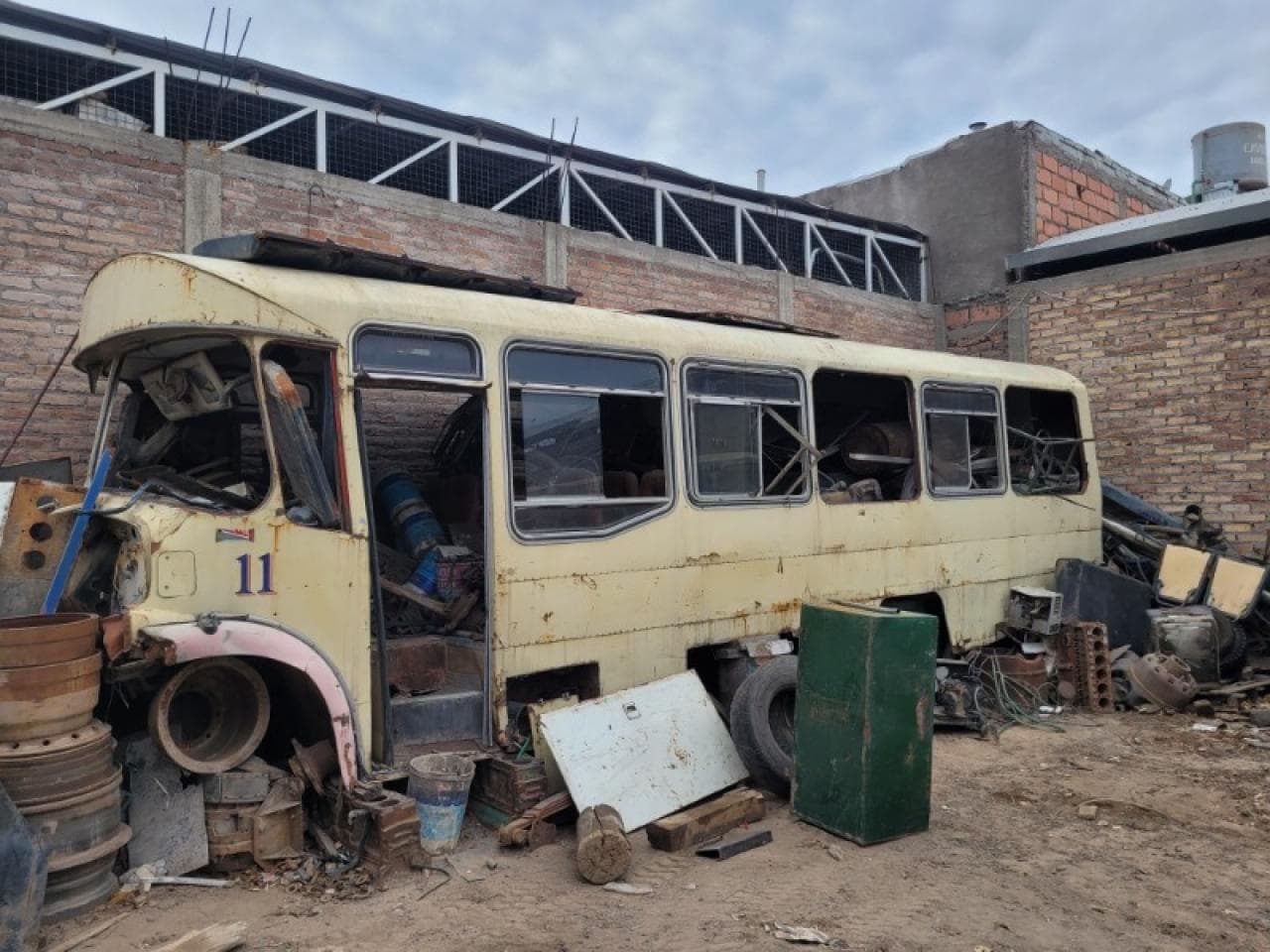 Carrocería De Colectivo Ideal Para : Food Truck,  Conteiner, Casa Rodante, Obrador