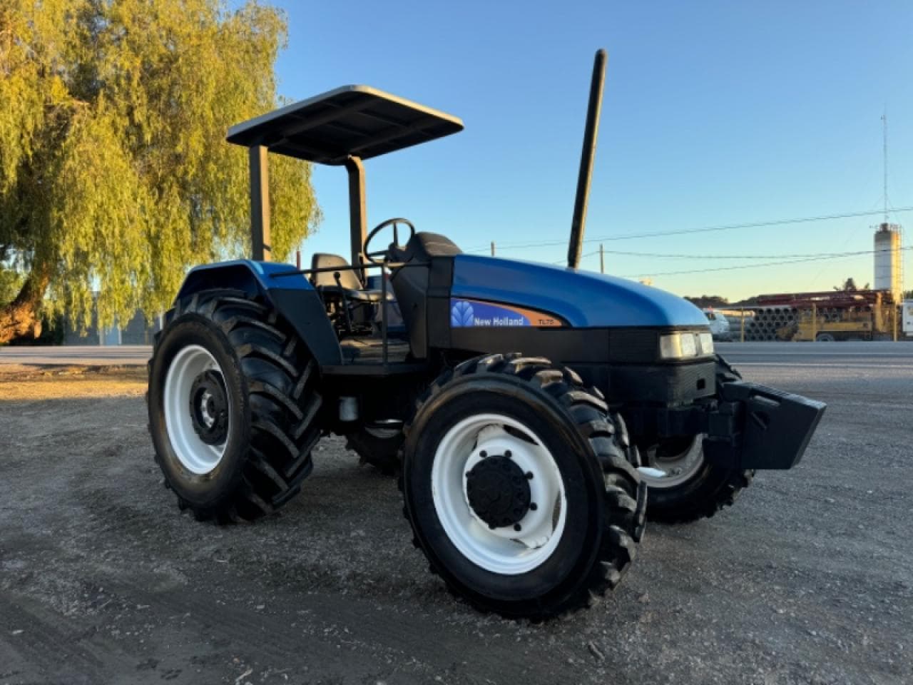 Tractor New Holland Tl75 4x4 83hp Tercer Punto Control D/h 2010