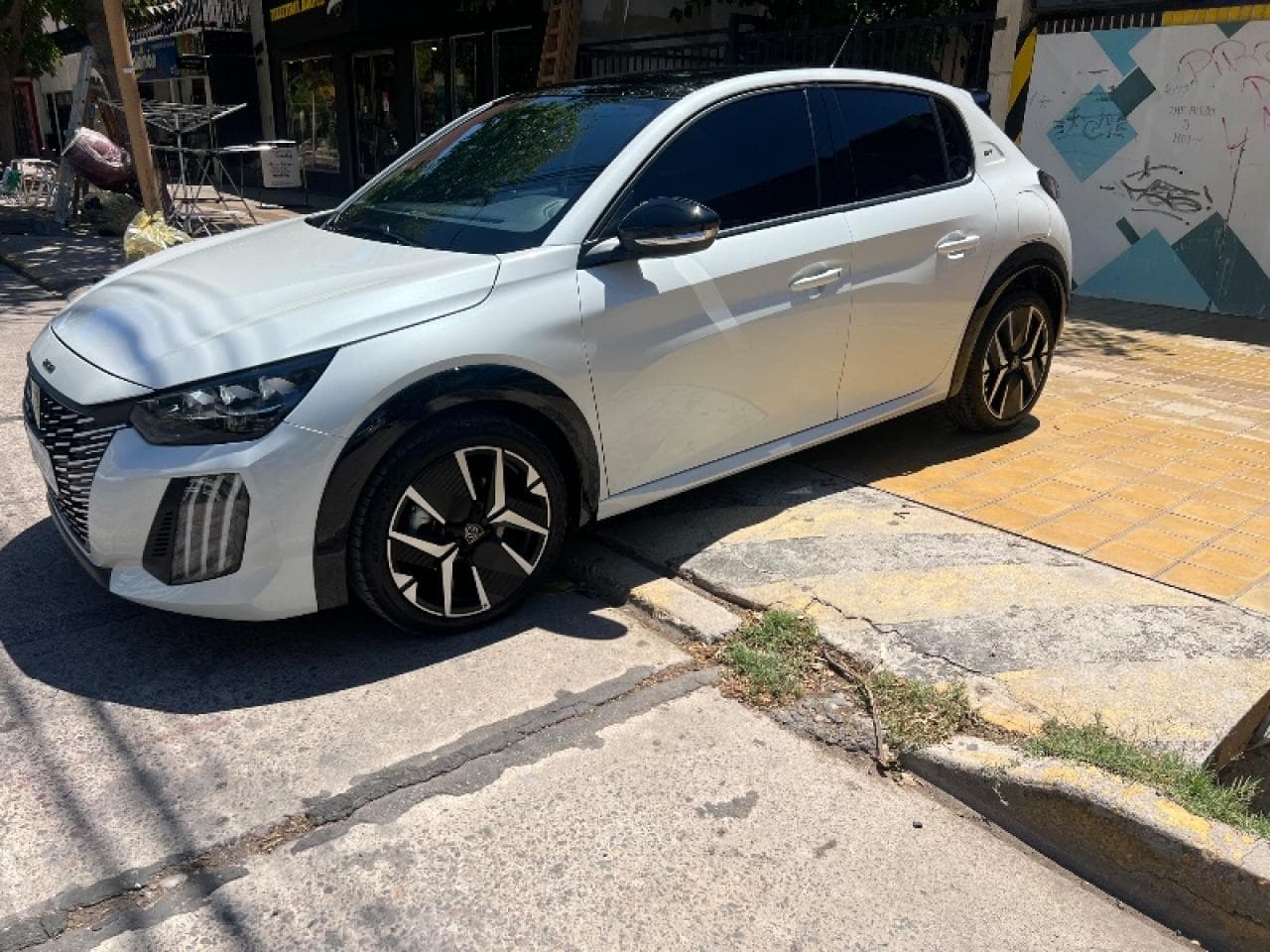 Peugeot 208 Gt Anticipo $15.000.000 Y Cuotas Entrega Inmediata Psa