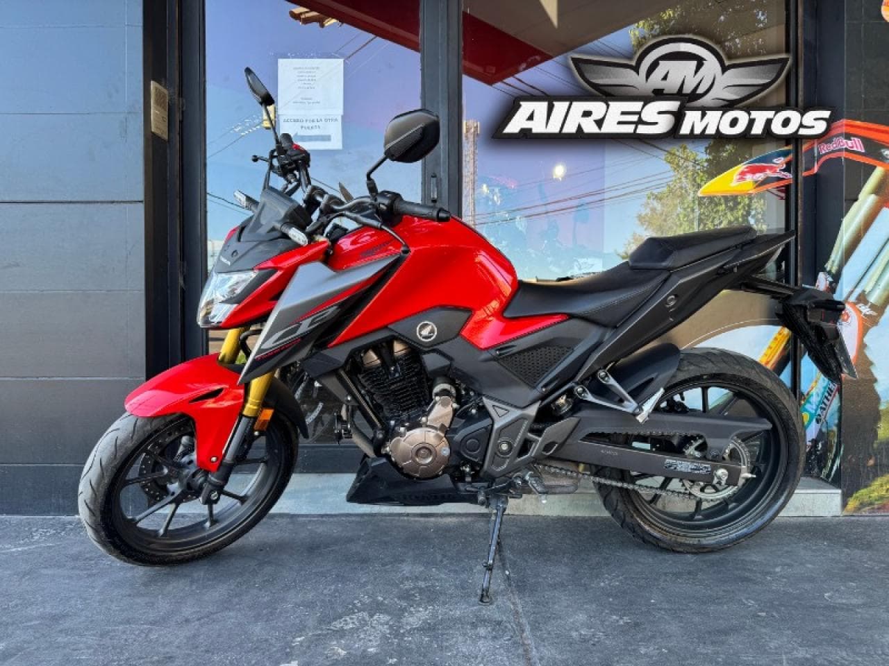 Honda Cb 300f / 2024 *** Aires Motos *** Financiación Con Dni / Tarjetas De Crédito 12 Meses / Permutas...