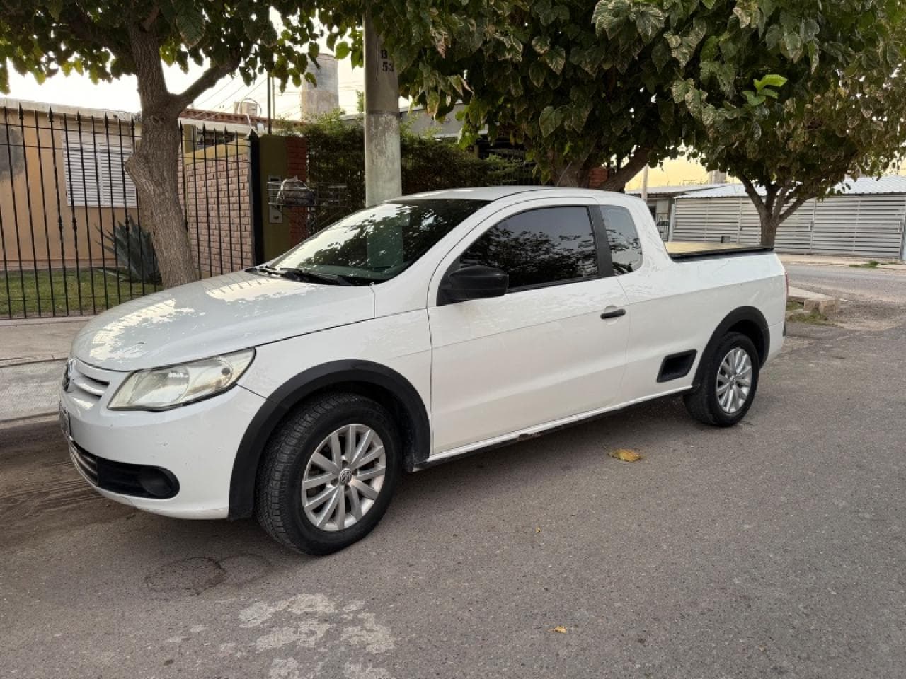 Volkswagen Saveiro Cab. Ext 2013 Impecable