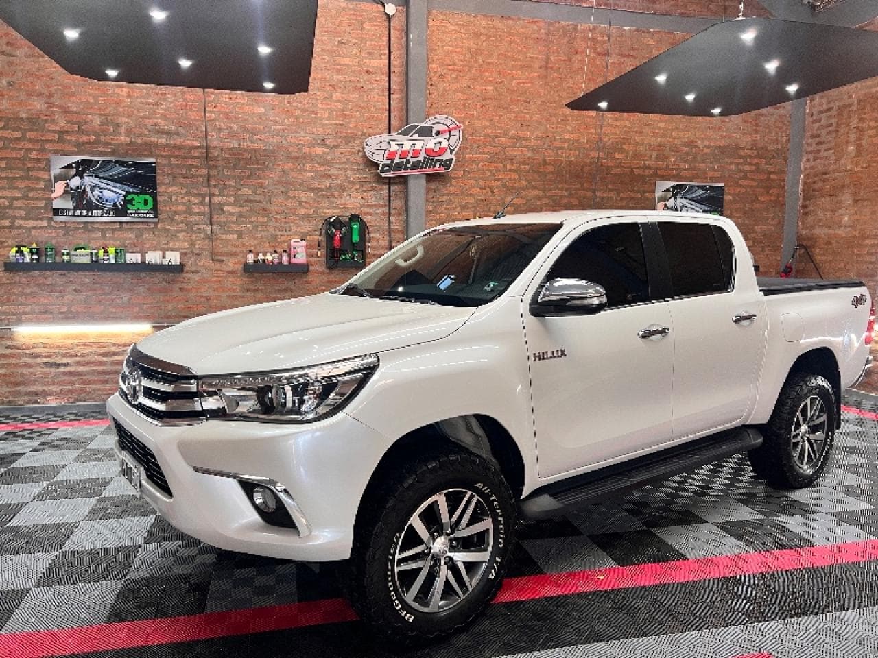 Toyota Hilux 4x4 Srx (permuto Por Menor Valor)