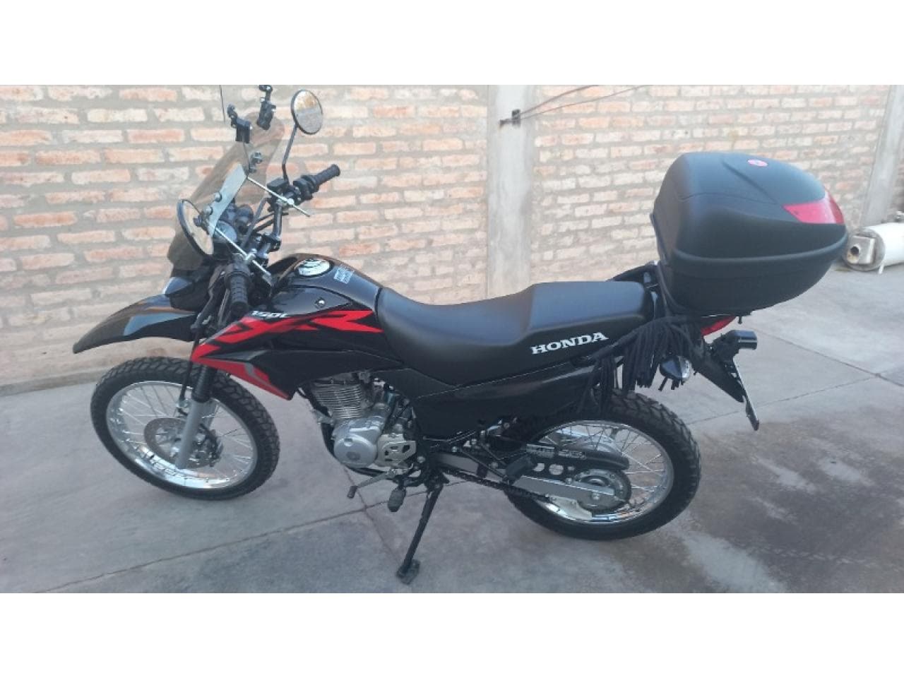 Honda Xr 150 L 2022 - 5 Mil Km