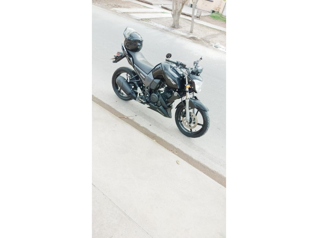 Yamaha Fz 2011
