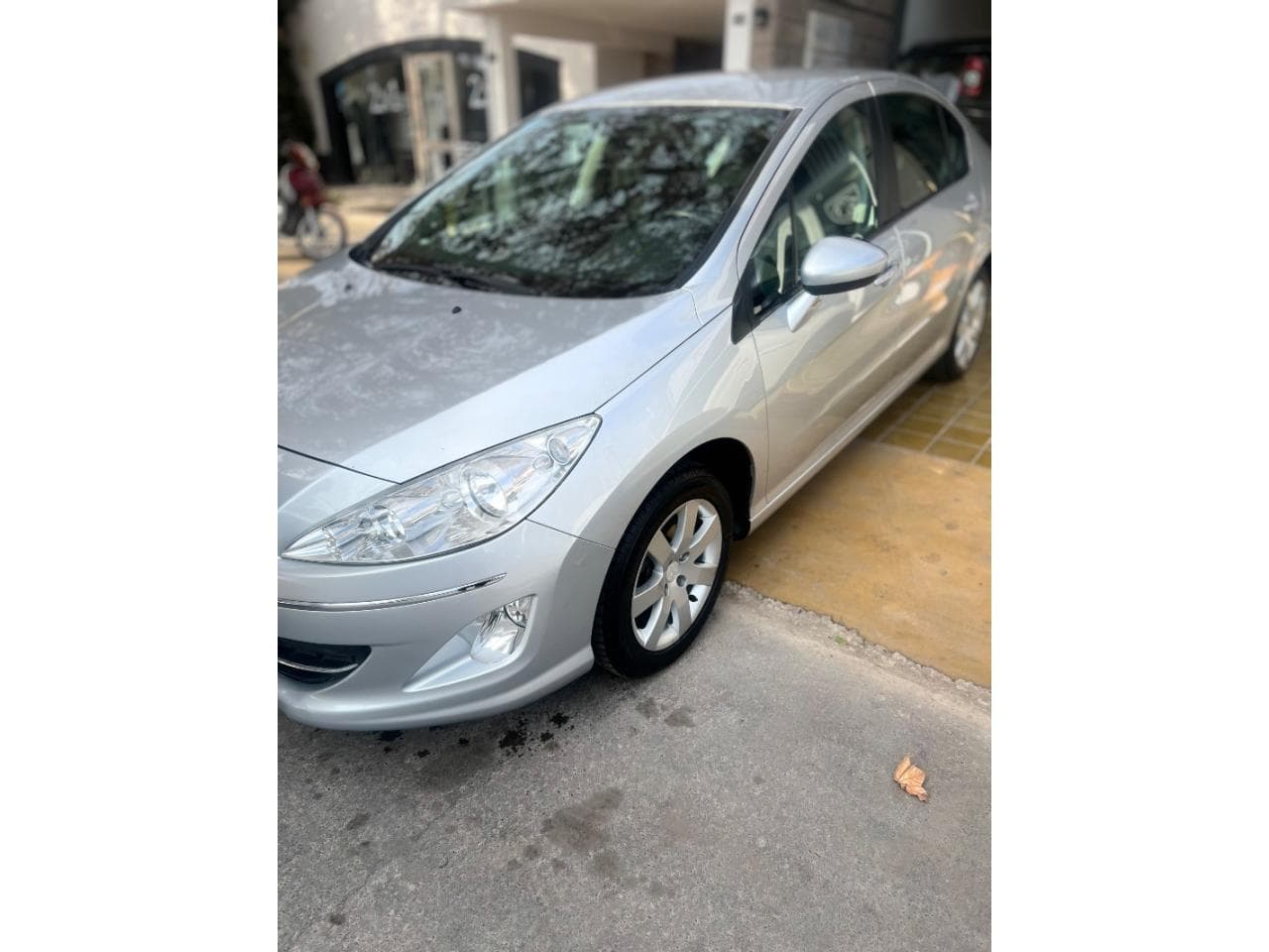 Peugeot 408 Allure Hdi