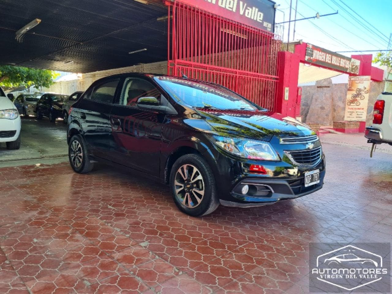 Chevrolet Onix Ltz 2013