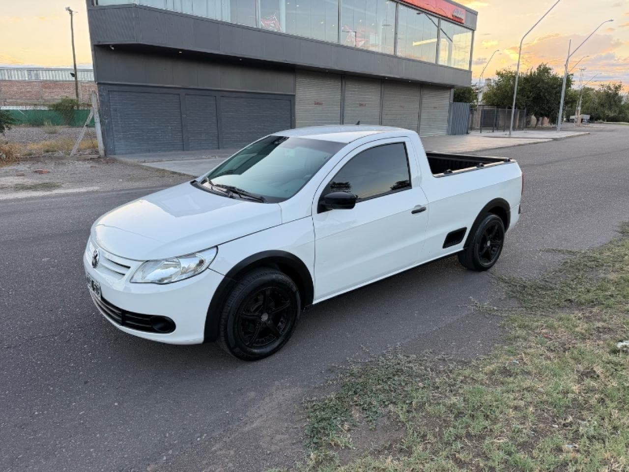 Volkswagen Saveiro 2010 Nafta Financió