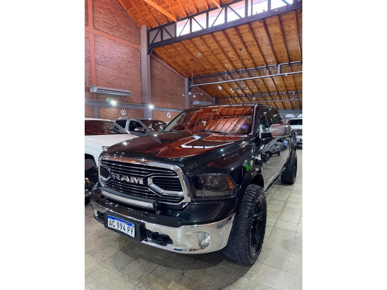 Dodge Ram 2018 1500 6 Asientos