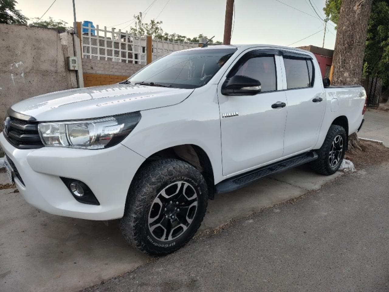 Toyota Hilux 4x4 2017