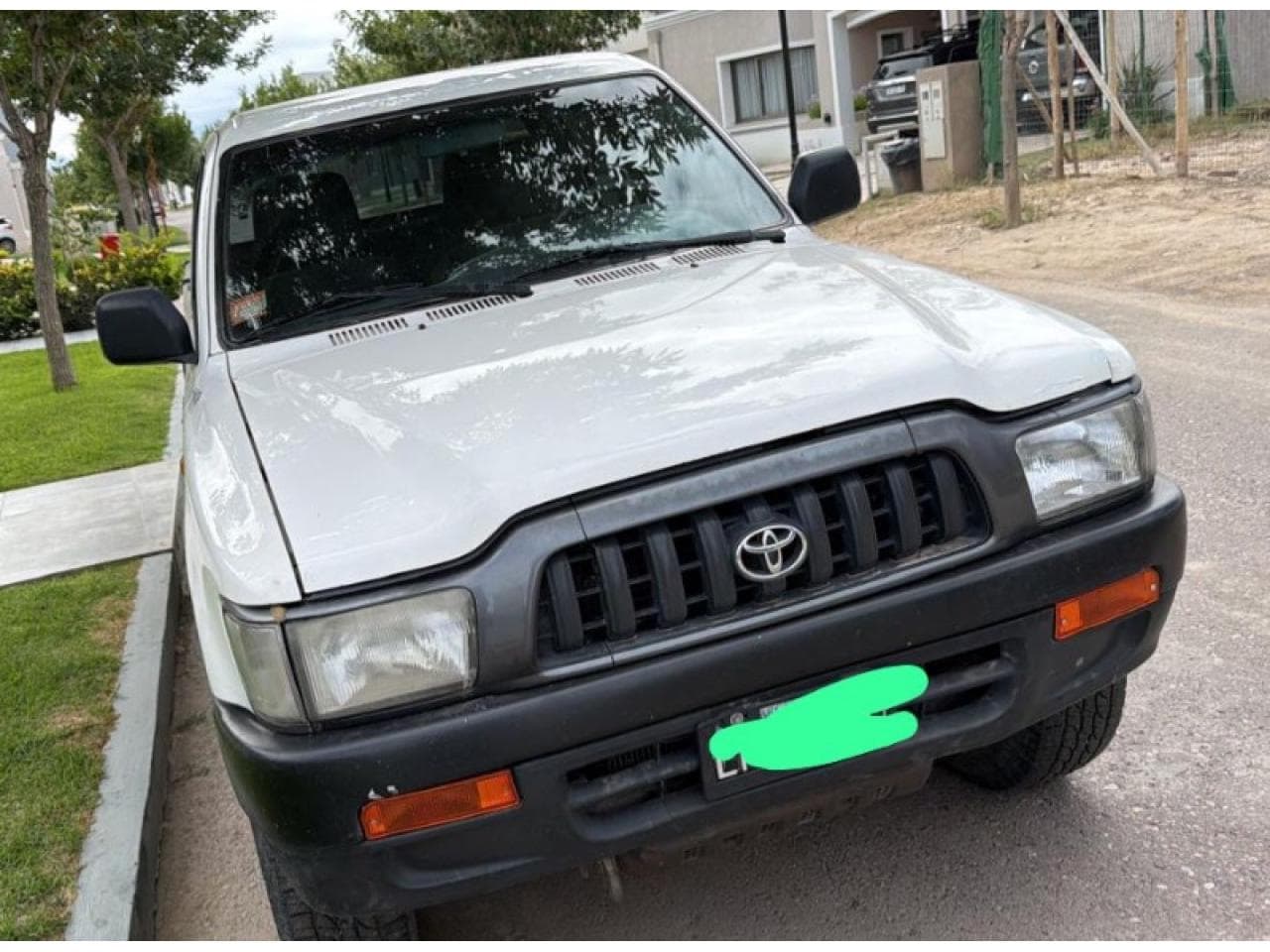 Toyota Hilux Dx 4x4 2004 3.0 Aspirada