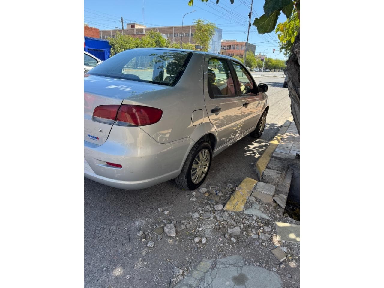 Dueño Vende Fiat Siena. única Mano. Motor Impecable . Nafta