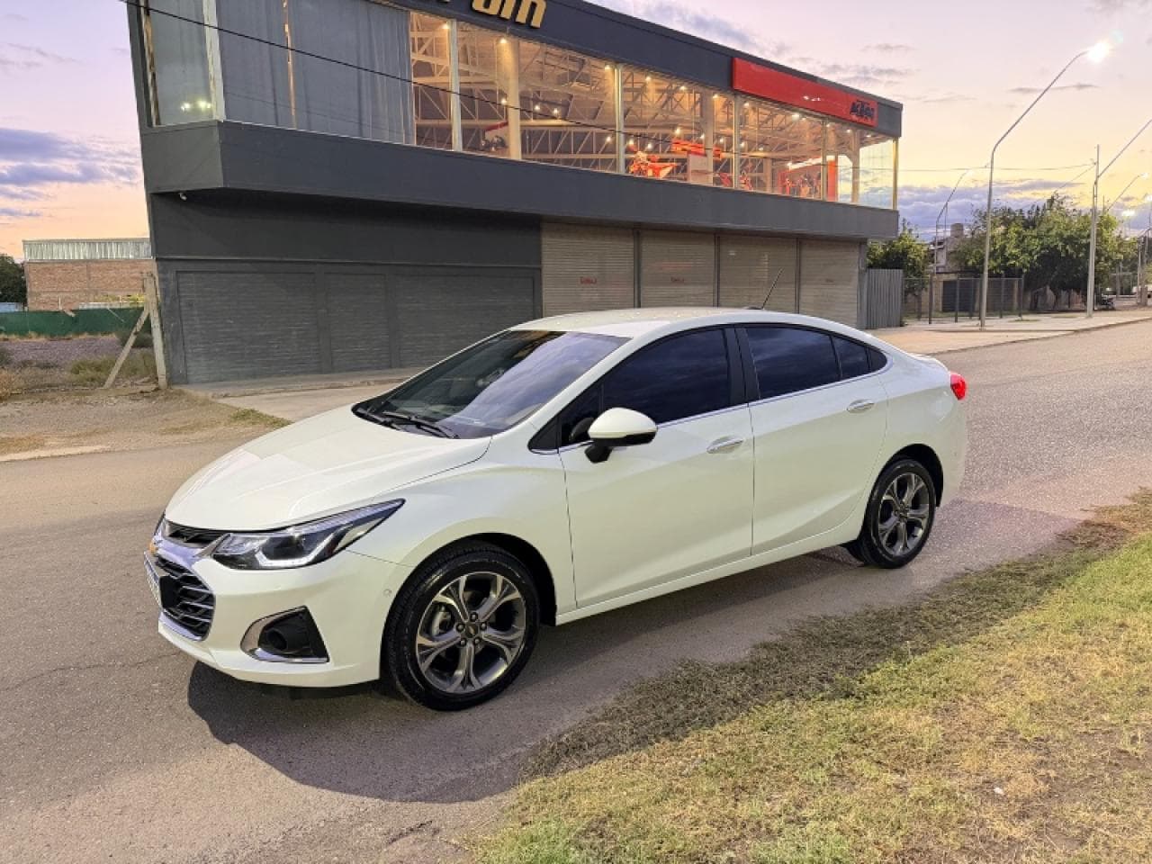Chevrolet Cruze 2024 Premier 11mil Km. Impecable
