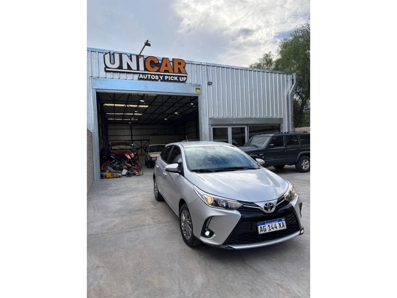 Toyota Yaris Xls Automático 2024 - 26.000 Km