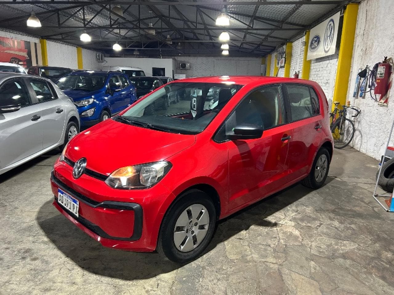 Volkswagen Up 2019 Financio Permuto Tarjetas Dólar